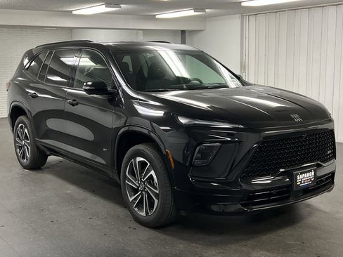 New 2026 Buick Enclave Sport Touring w/ Power Package image 71