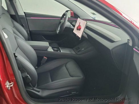 Used 2024 Tesla Model 3 RWD image 3