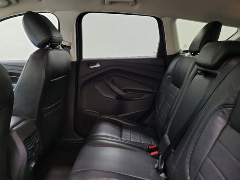 Used 2018 Ford Escape SE w/ SE Sync 3 Package AWD/4WD image 18