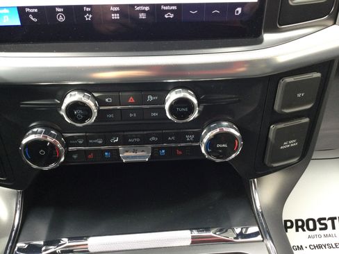 New 2025 Ford F150 Lariat w/ Equipment Group 501A Mid image 13