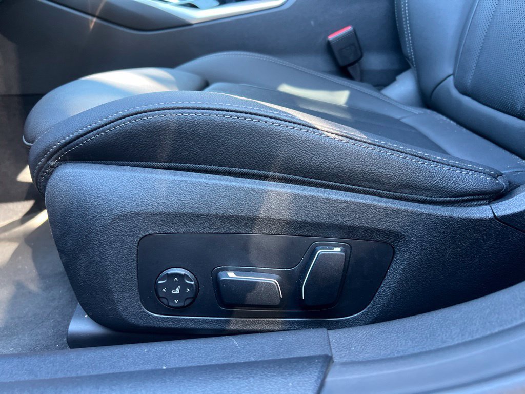 Used 2024 BMW i4 eDrive35 w/ Premium Package RWD image 18
