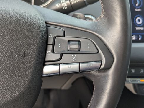 Certified 2023 Cadillac XT4 Premium Luxury w/ Cold Weather Package image 31