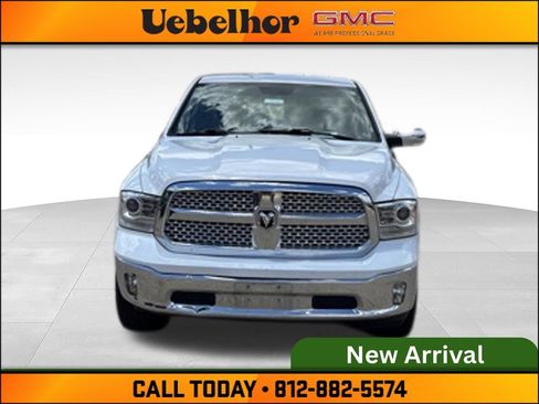 Used 2017 RAM 1500 Laramie w/ Convenience Group AWD/4WD image 11