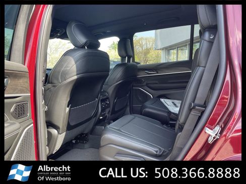 New 2026 Jeep Grand Cherokee L Limited AWD/4WD image 11
