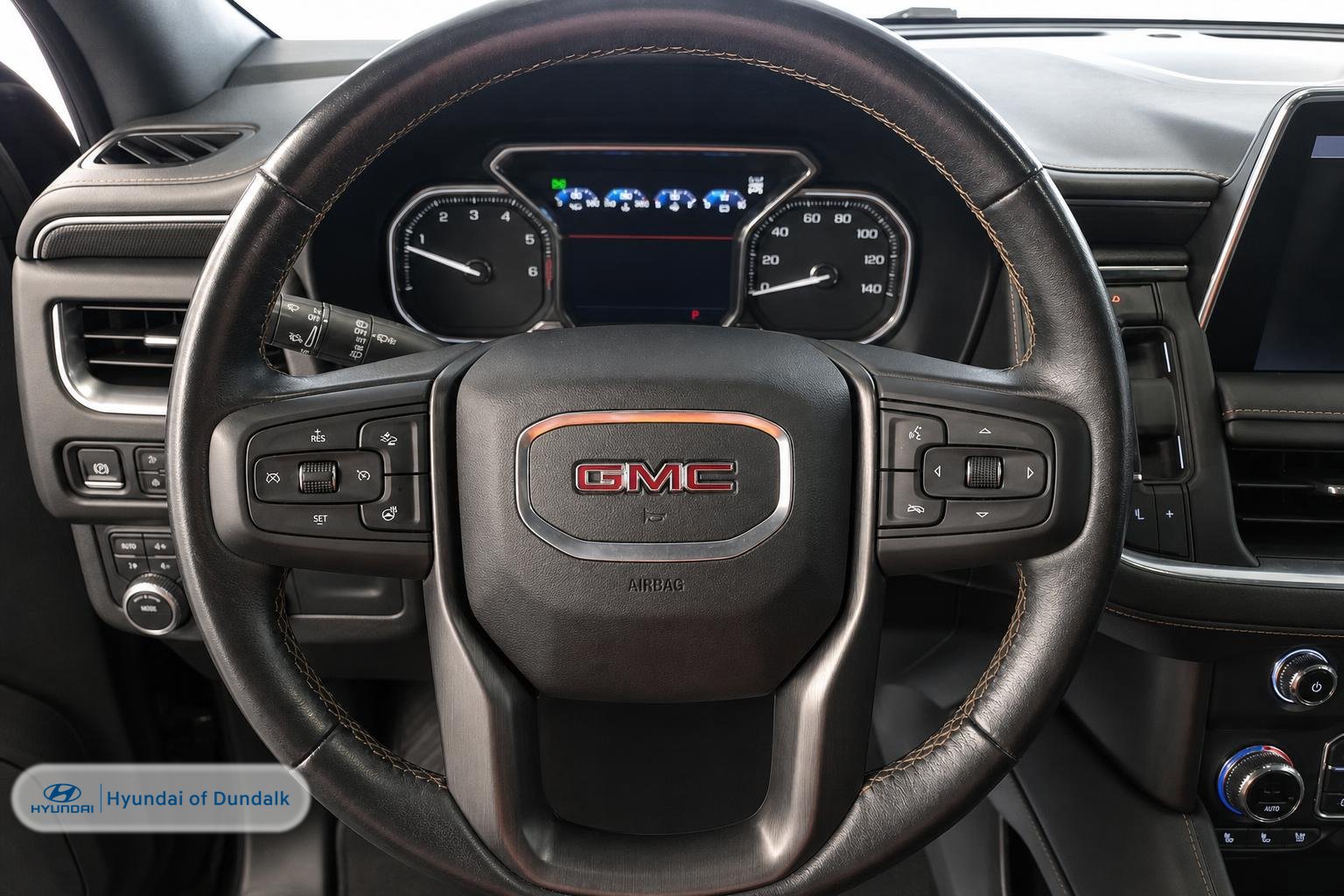 Used 2021 GMC Yukon AT4 AWD/4WD image 7