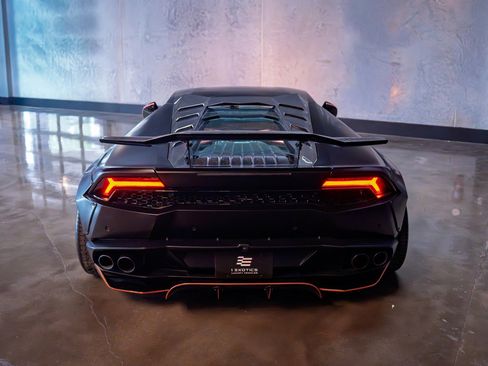 Used 2015 Lamborghini Huracan LP 610-4 image 5