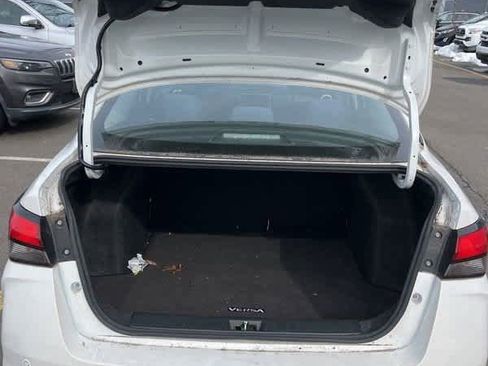 Used 2020 Nissan Versa SR image 22
