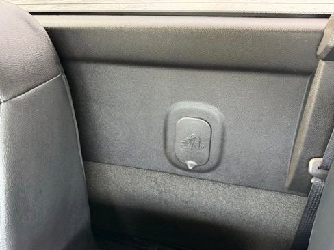Used 2018 GMC Sierra 1500 SLE w/ SLE Preferred Package RWD image 48