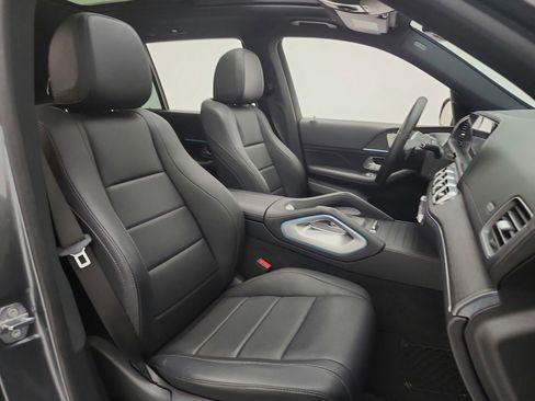 Used 2020 Mercedes-Benz GLS 450 4MATIC image 24