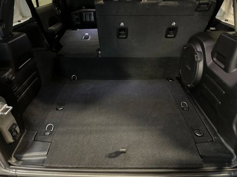 Used 2022 Jeep Wrangler Unlimited Sahara w/ Safety Group image 14