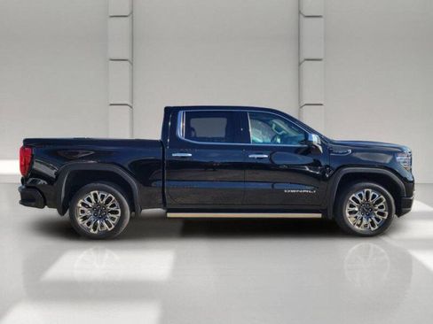 Used 2023 GMC Sierra 1500 Denali Ultimate AWD/4WD image 4