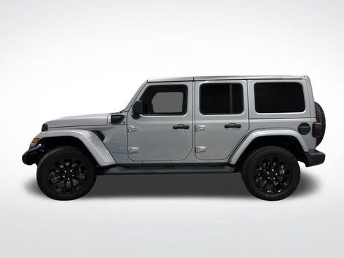 Used 2021 Jeep Wrangler Unlimited Sahara image 11