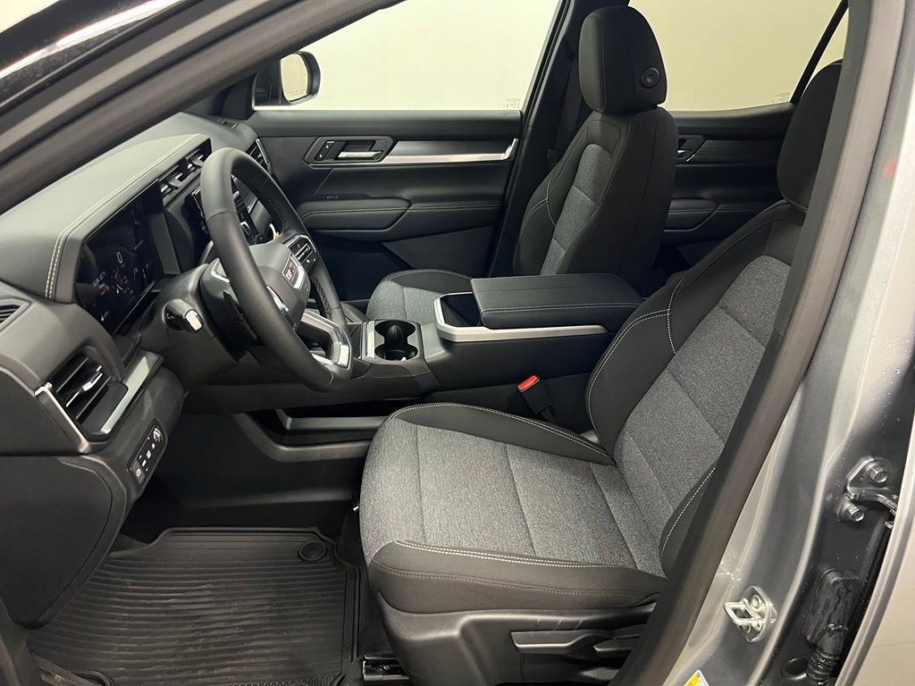 New 2027 GMC Terrain Elevation FWD image 24