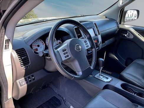 Used 2021 Nissan Frontier PRO-4X w/ Pro-4x Utility Package AWD/4WD image 17