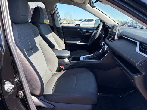 Certified 2025 Toyota RAV4 XLE AWD/4WD image 15