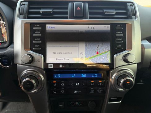 Used 2021 Toyota 4Runner Limited AWD/4WD image 28