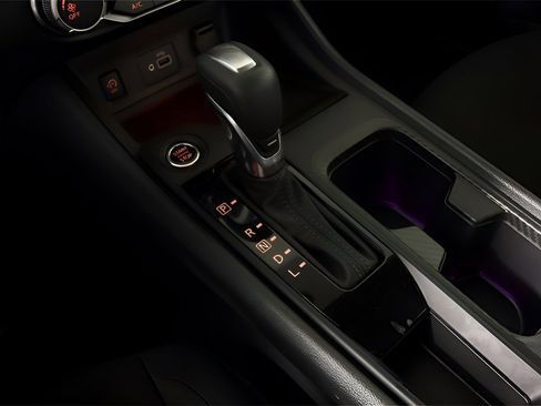 Used 2024 Nissan Sentra S w/ Lighting Package image 24