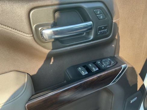 Used 2020 GMC Sierra 1500 SLT AWD/4WD image 16