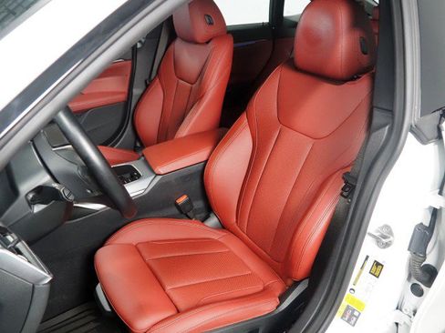 Used 2023 BMW i4 eDrive35 RWD image 13