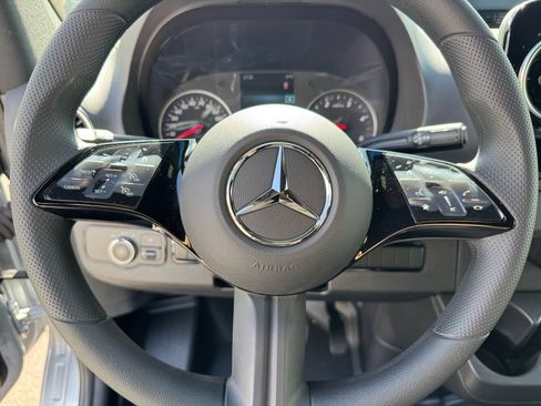 New 2025 Mercedes-Benz Sprinter 2500 image 19