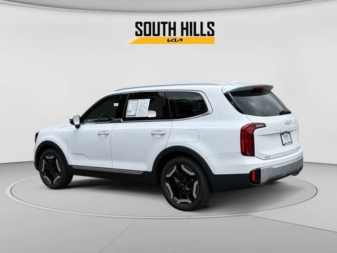 Certified 2023 Kia Telluride S AWD/4WD image 3