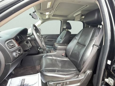 Used 2010 GMC Yukon Denali AWD/4WD image 15