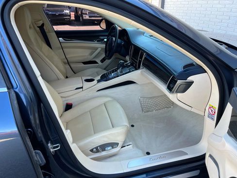 Used 2010 Porsche Panamera Turbo AWD/4WD image 29