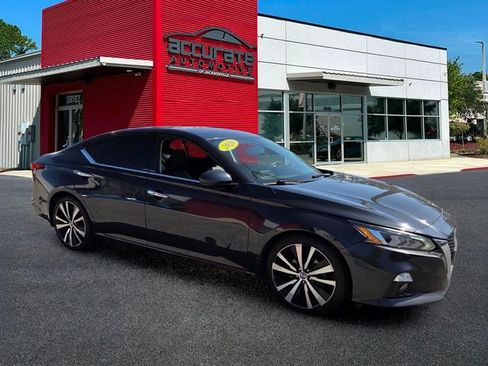 Used 2020 Nissan Altima 2.5 Platinum image 7