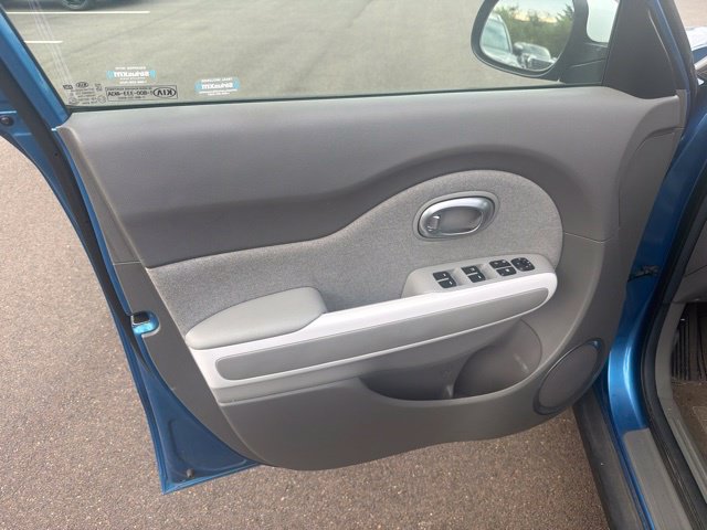 Used 2017 Kia Soul EV FWD image 14