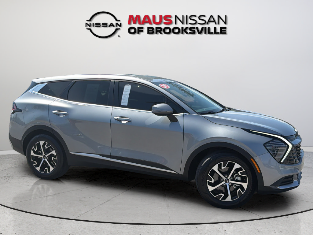 Used 2024 Kia Sportage EX FWD image 14
