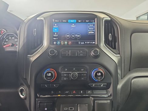 Used 2020 Chevrolet Silverado 1500 LT Trail Boss AWD/4WD image 25