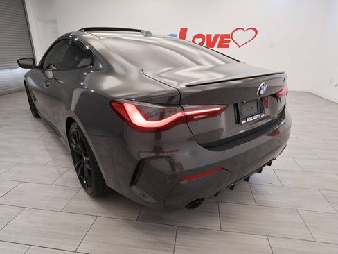 Used 2024 BMW 430i Coupe w/ M Sport Package RWD image 3