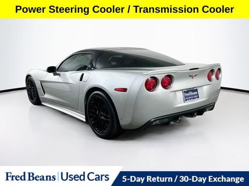 Used 2006 Chevrolet Corvette Coupe w/ Preferred Equipment Group RWD image 8