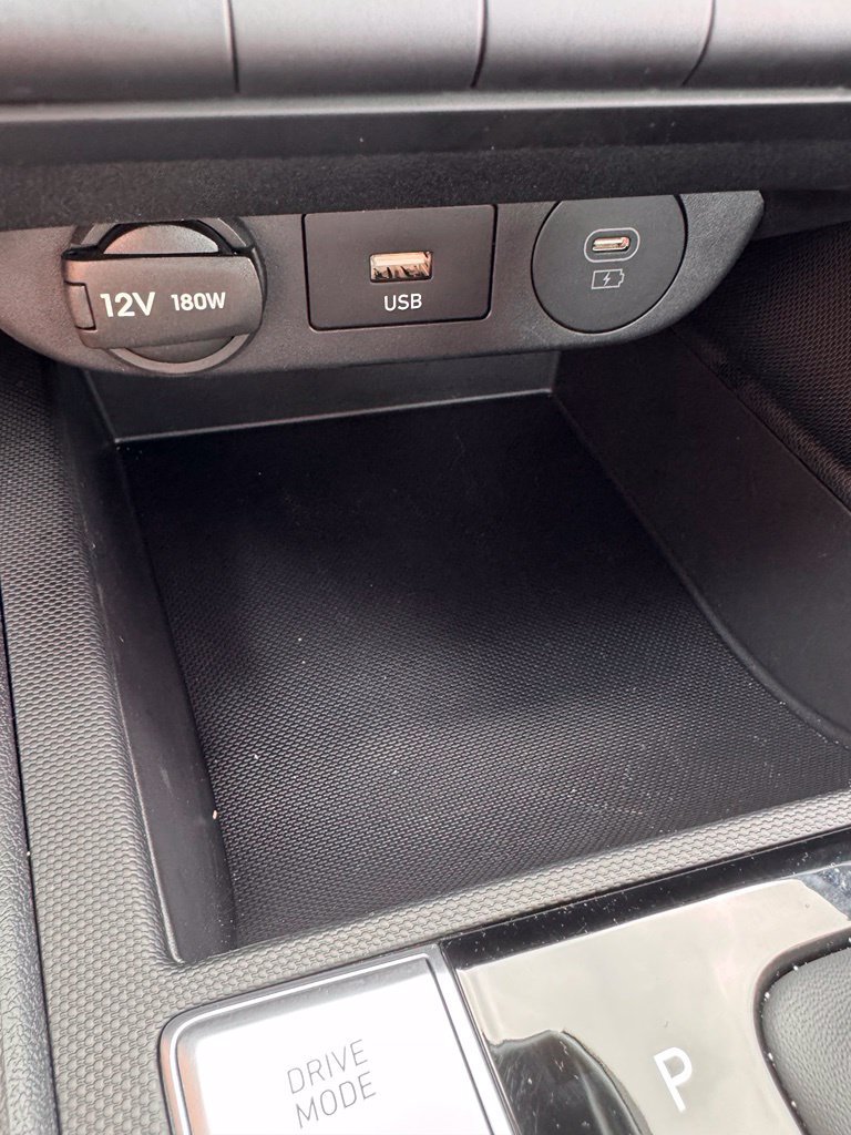 Used 2026 Hyundai Elantra Hybrid FWD image 21