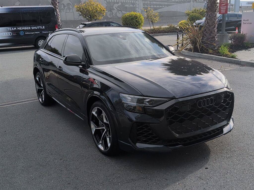 Used 2025 Audi RS Q8 performance AWD/4WD image 4