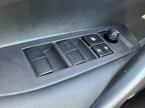 Used 2024 Toyota Corolla SE image 21
