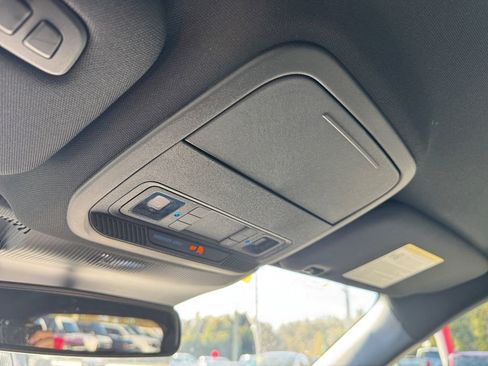 New 2026 Ford Explorer ST-Line w/ ST-Line Street Pack image 37