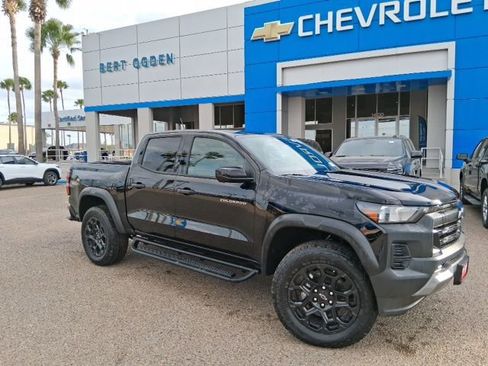 New 2026 Chevrolet Colorado Trail Boss AWD/4WD image 1