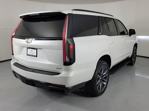 Used 2024 Cadillac Escalade Sport Platinum RWD image 3