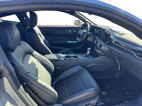New 2025 Ford Mustang Premium image 18