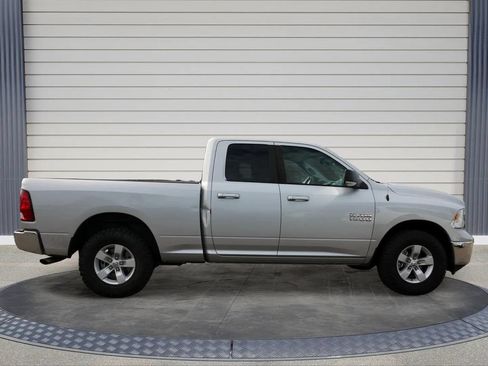 Used 2015 RAM 1500 Classic SLT w/ Luxury Group AWD/4WD image 8