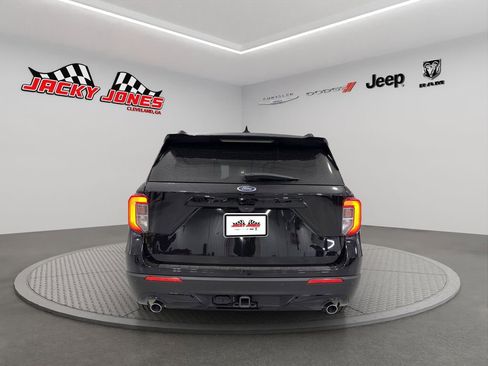 Used 2023 Ford Explorer ST-Line w/ Class IV Trailer Tow Package RWD image 8