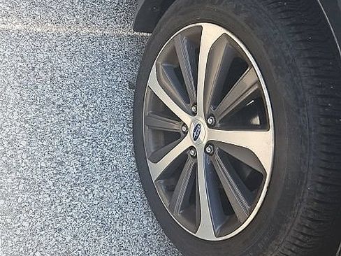 Used 2016 Subaru Legacy 2.5i Limited AWD/4WD image 4