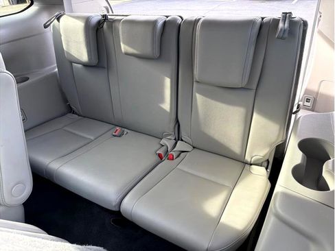 Used 2014 Toyota Highlander Limited image 14