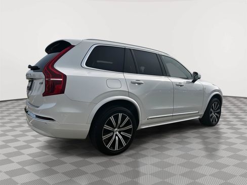 Used 2024 Volvo XC90 B5 Core AWD/4WD image 6