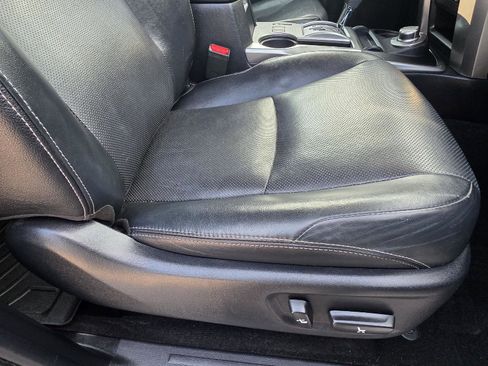 Used 2019 Toyota 4Runner Limited image 32