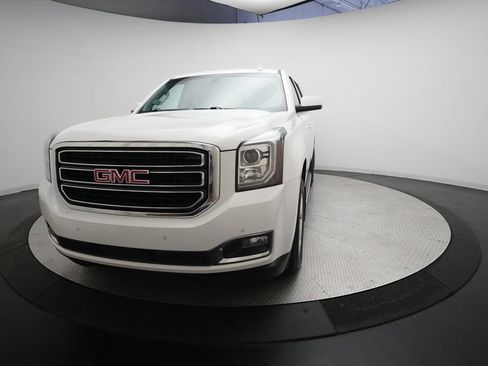Used 2015 GMC Yukon XL SLE w/ Convenience Package AWD/4WD image 12