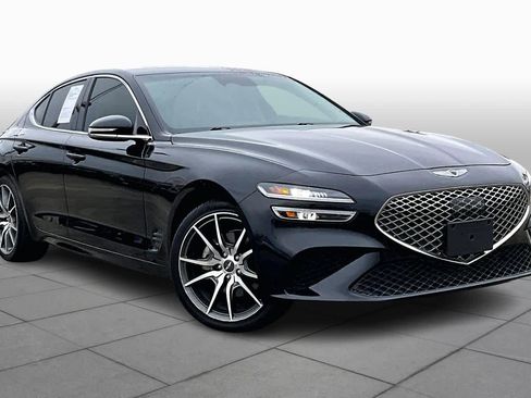 Used 2023 Genesis G70 2.0T RWD image 4