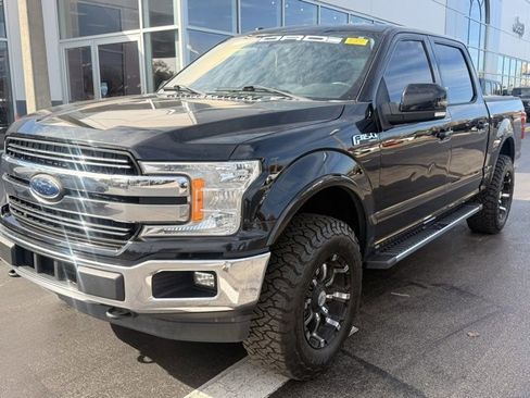 Used 2018 Ford F150 Lariat w/ Equipment Group 501A Mid image 4