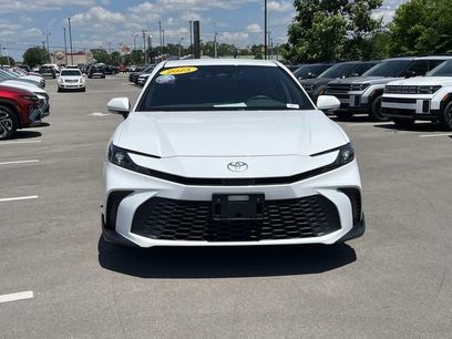 Used 2025 Toyota Camry SE